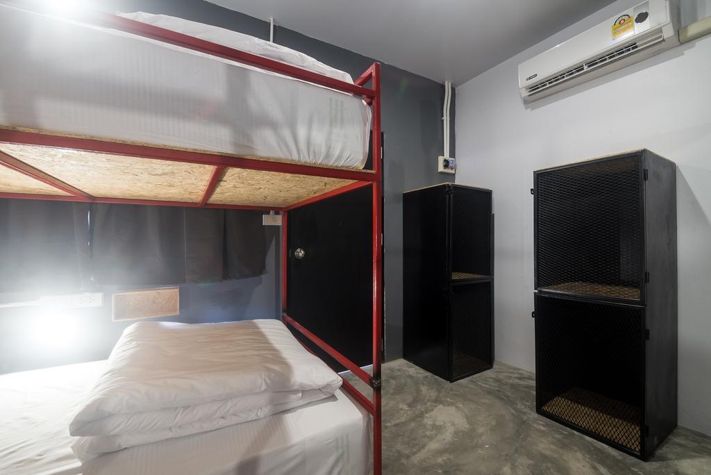 Bed Hostel Phuket Szoba fotó