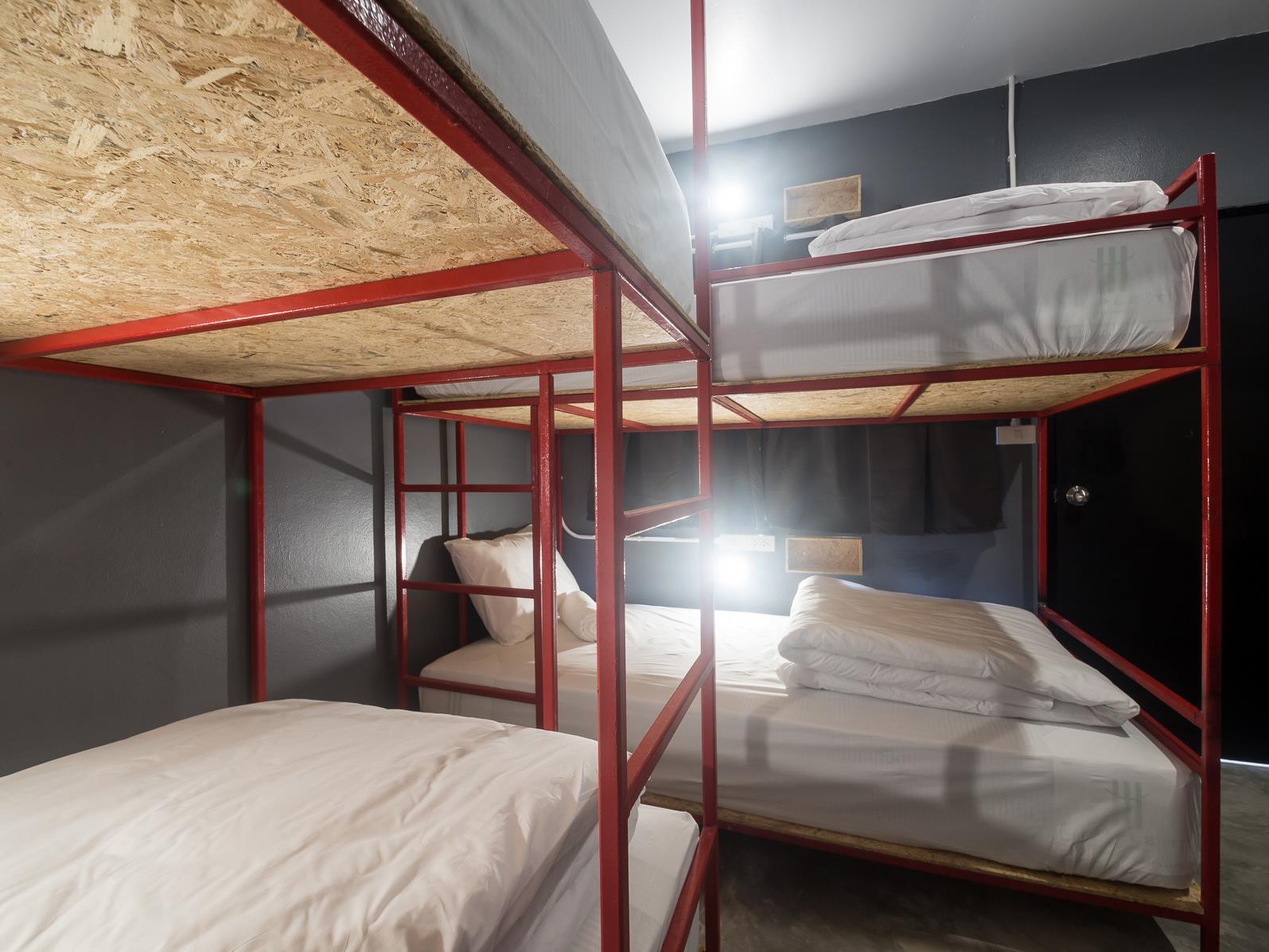 Bed Hostel Phuket Kültér fotó