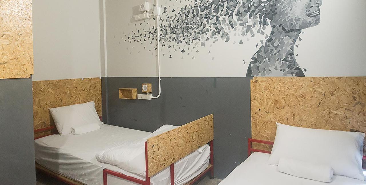 Bed Hostel Phuket Kültér fotó