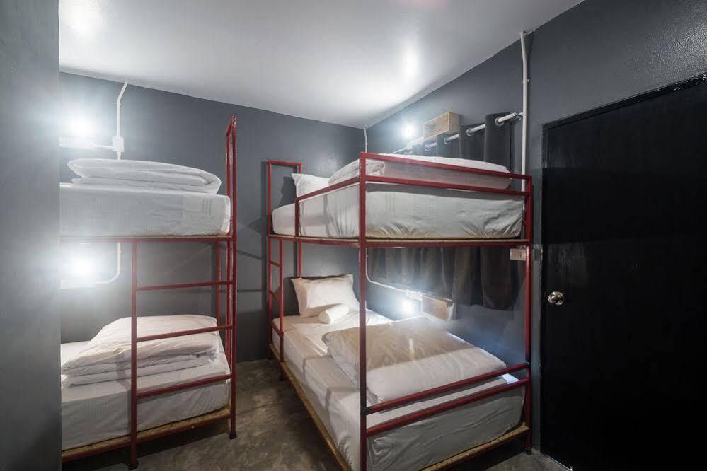 Bed Hostel Phuket Kültér fotó